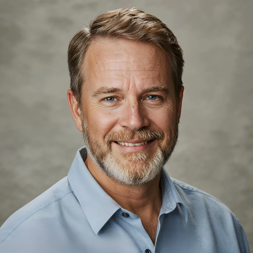 Smiling male customer portrait - Los Angeles Closet satisfied client testimonial